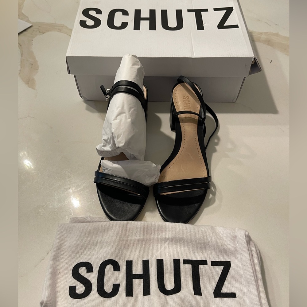 SCHUTZ | Altina Mid Black Block Heels | NWT